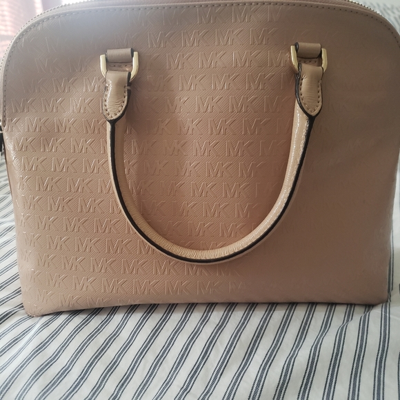 Handbag - Picture 2 of 3
